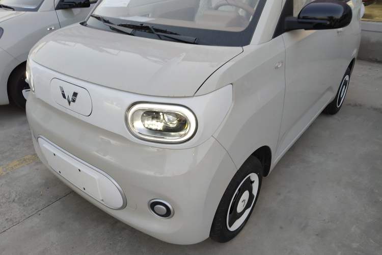 Used Wuling Hongguang MINIEV 2024 3rd Generation 215km Youth Edition
