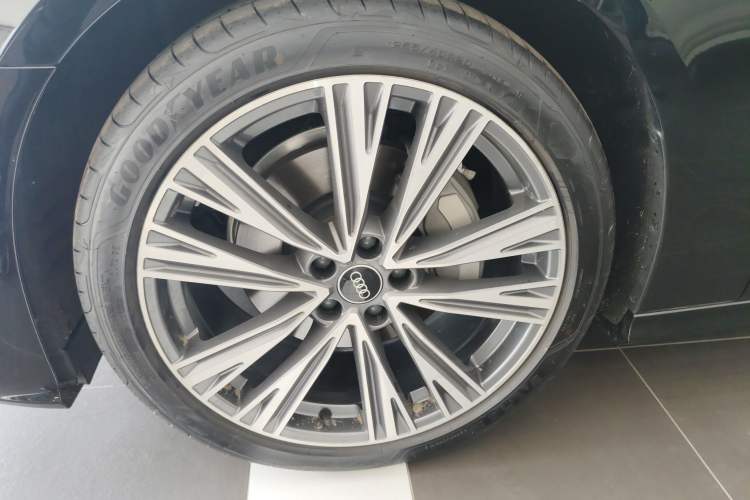 Used Audi A6L 2025 45 TFSI Prestige Dynamic Edition + Ventilated Comfort Package