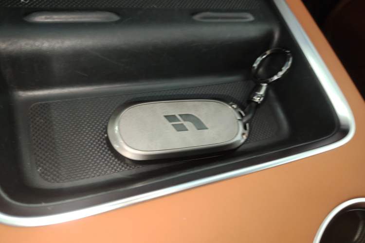 Used Li Auto L8 2023 Pro Model
