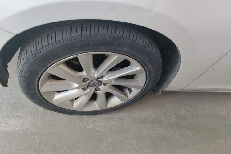 Used Volvo S60 2015 S60L 2.0T Zhiyuan Edition