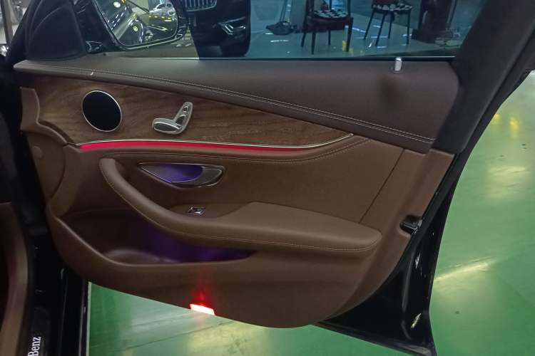 Used Mercedes-Benz E-Class 2023 E 260 L
