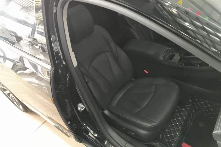 Used Buick LaCrosse 2022 652T Luxury Version
