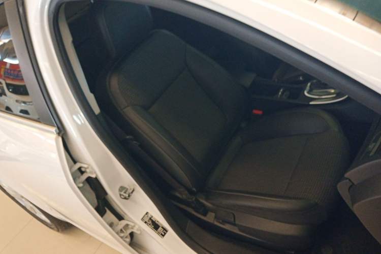 Used Buick Regal 2015 1.6T Leading Technology Model
