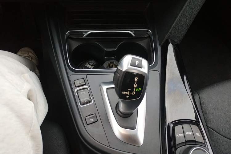 Used BMW 3 Series 2017 318Li Fashion Model
