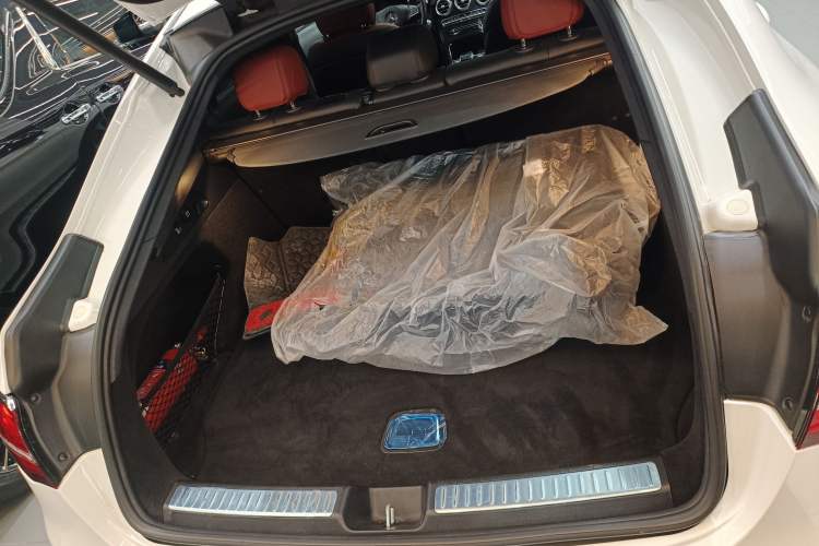 Used Mercedes-Benz GLC Coupe 2017 GLC 200 4MATIC Coupe SUV
