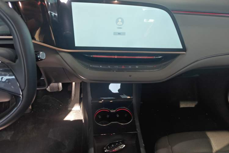 Used Hongqi EH7 2024 820 Pro
