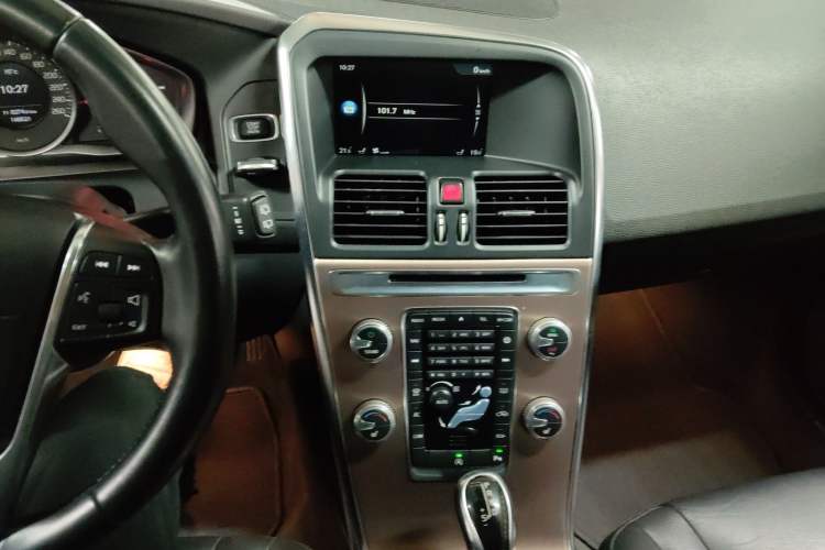 Used Volvo XC60 2016 T5 Smart Upgrade Model