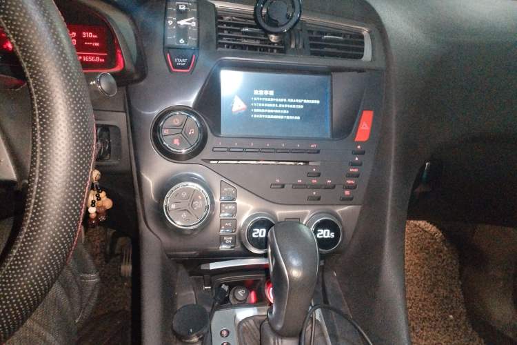 Used  5 2014 1.6T Elegant Version THP160