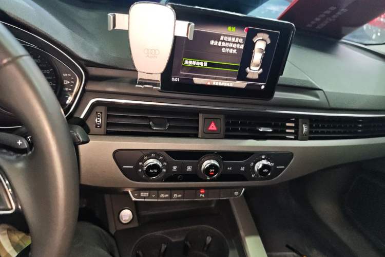 Used Audi A4L 2018 30th Anniversary Edition 40 TFSI Trendy Model
