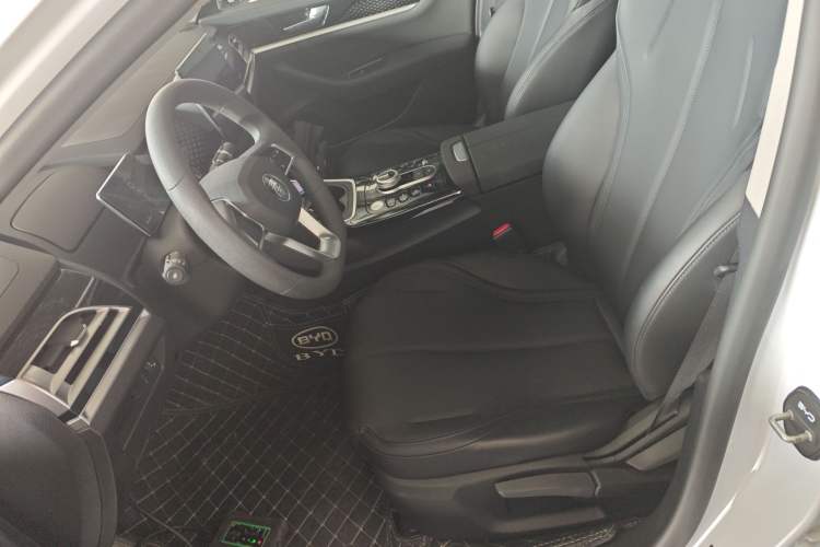 Used BYD Qin PLUS 2021 EV 400KM Leading Comfort Edition