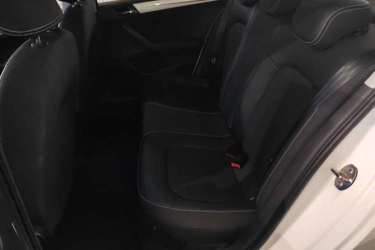 Used Skoda Rapid 2020 1.5L Automatic Comfort Edition
