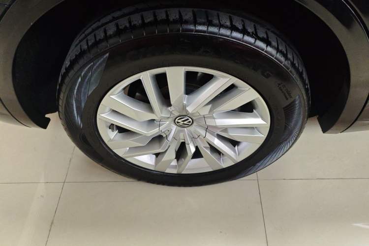 Used Volkswagen Touareg 2020 2.0 TSI RuiShang Edition China VI Standard
