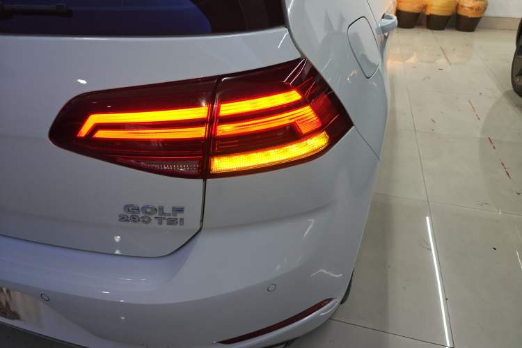 Used Volkswagen Golf 2020 280TSI DSG Comfort Version

