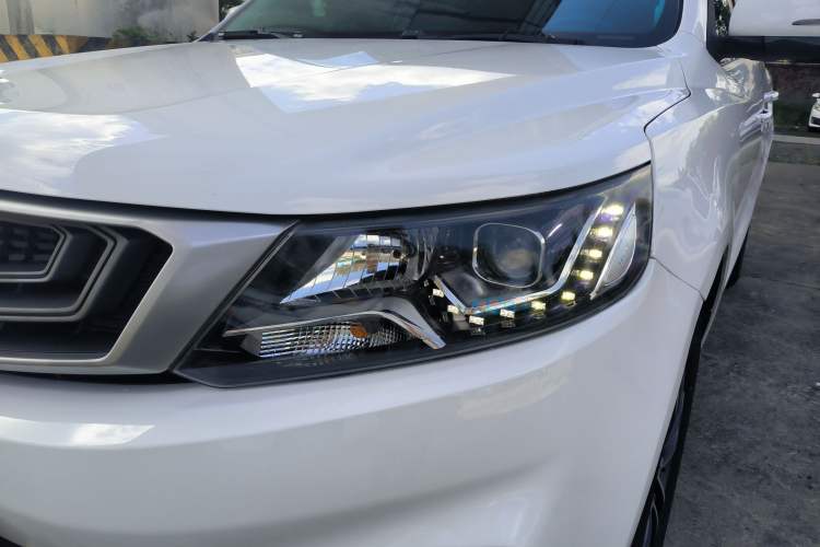 Used Geely Auto Vision X6 2018 1.4T CVT 4G Connected Luxury Version
