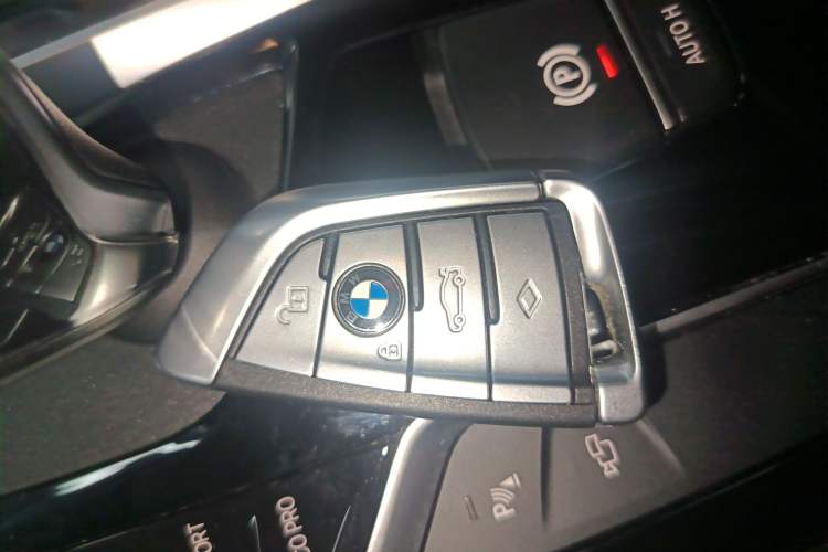 Used BMW 5 Series 2020 525Li Luxury Package