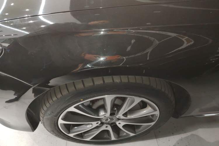 Used Mercedes-Benz E-Class 2018 Facelifted E 300 L Stylish Version
