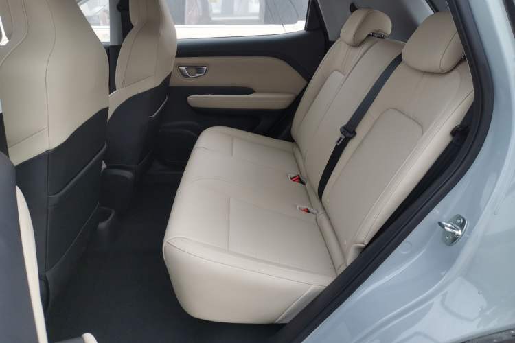 Used Wuling Bingo PLUS 2024 401 km Range 5-Seater Version