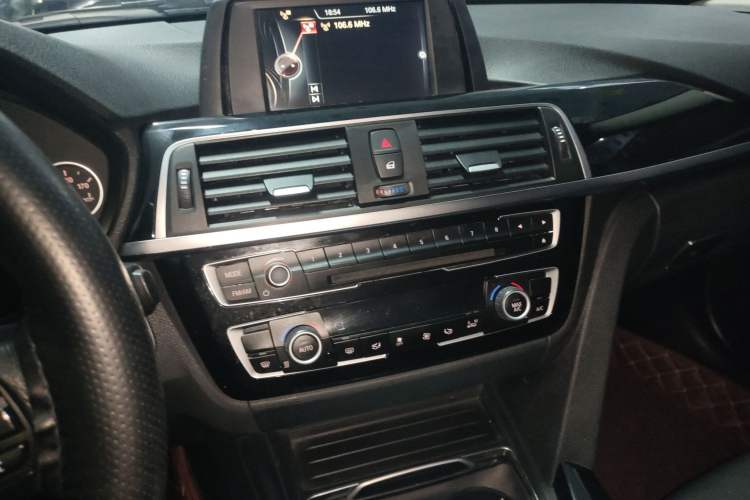 Used BMW 3 Series 2017 320Li Fashion Model