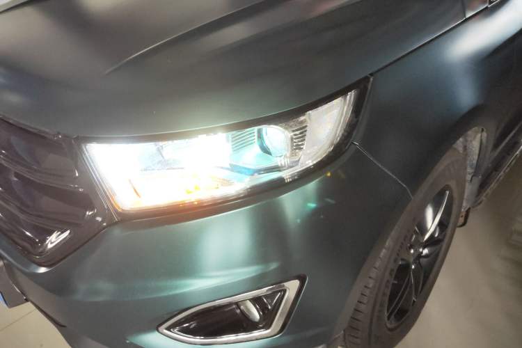 Used Ford Edge 2018 Facelifted EcoBoost 245 Two-Wheel-Drive Platinum Edition 5 Seats China V Emission Standard
