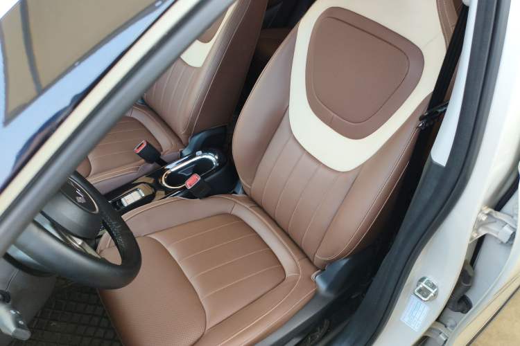 Used Wuling Bingo 2023 333 km Lingxi Connected+ Version
