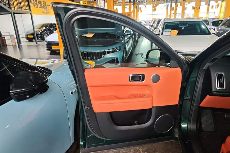 Used Li Auto L6 2024 PRO Model
