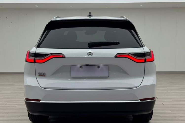 Used Nio ES8 2020 415 km Signature Edition 6-Seater Version
