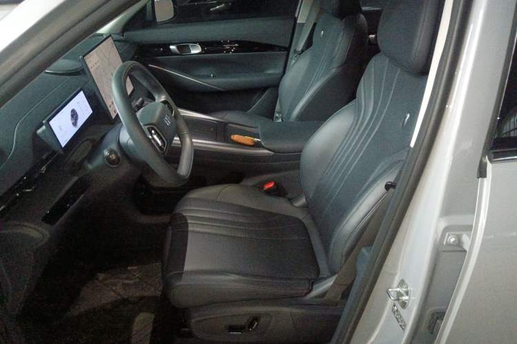 Used  E5 2024 530 km Exploration+ Version