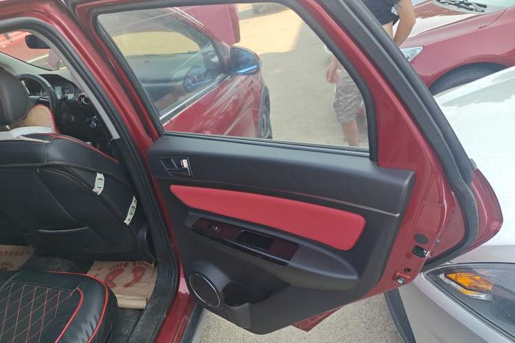 Used BAIC Senova X25 2015 1.5L Manual Elite Model
