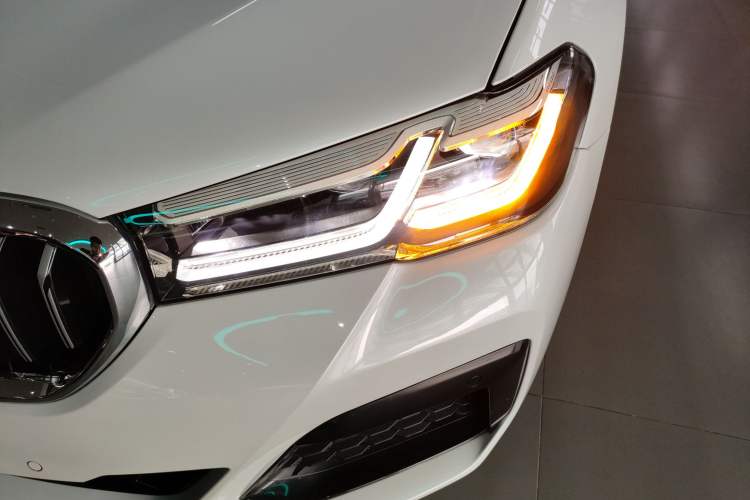 Used BMW 5 Series 2023 530Li Leading Model M Sport Package
