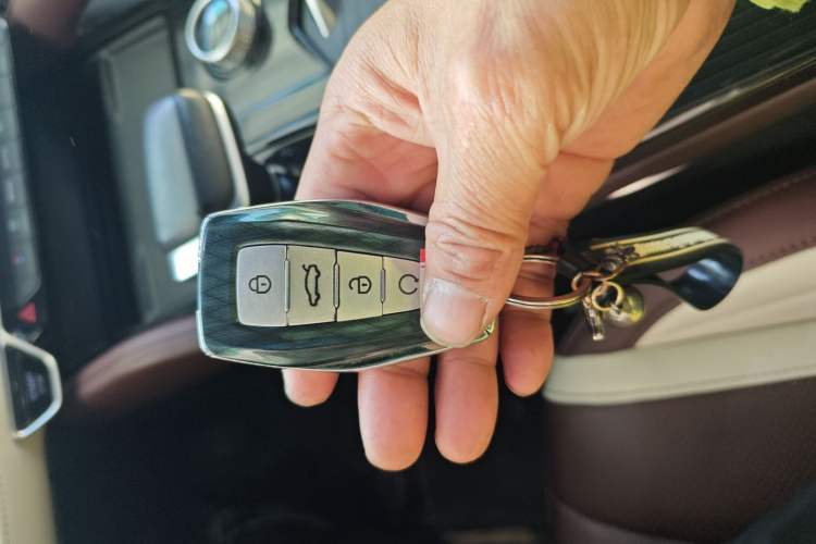 Used Geely Auto Monjaro L 2021 2.0TD DCT EVO Two-Wheel Drive Smart Luxury Version
