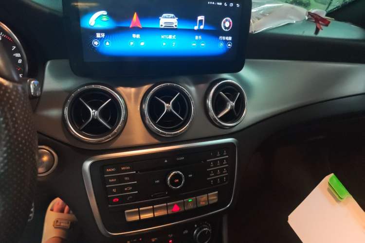 Used Mercedes-Benz CLA 2016 Year Restyled CLA 220 4MATIC
