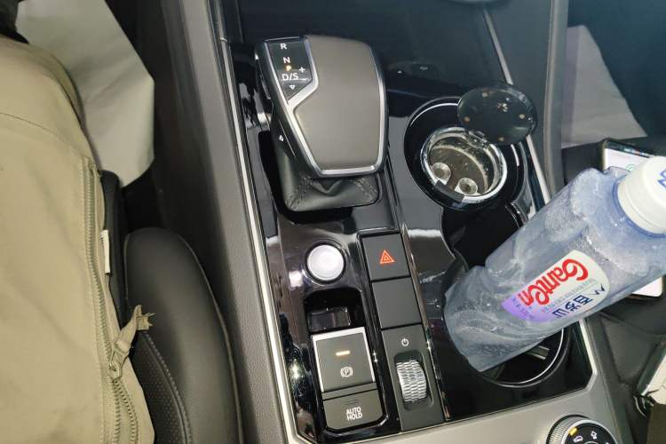 Used Volkswagen Touareg 2019 2.0 TSI Ruiyi Edition China V Standard
