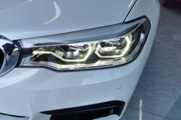 Used BMW 5 Series 2020 530Li Leading Model M Sport Package
