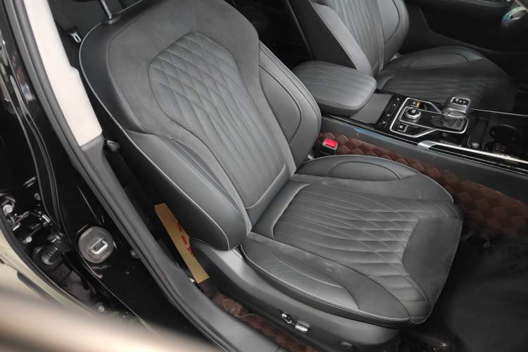 Used Hongqi HS5 2022 Revised Version 2.0T Smart Connect Flagship Edition