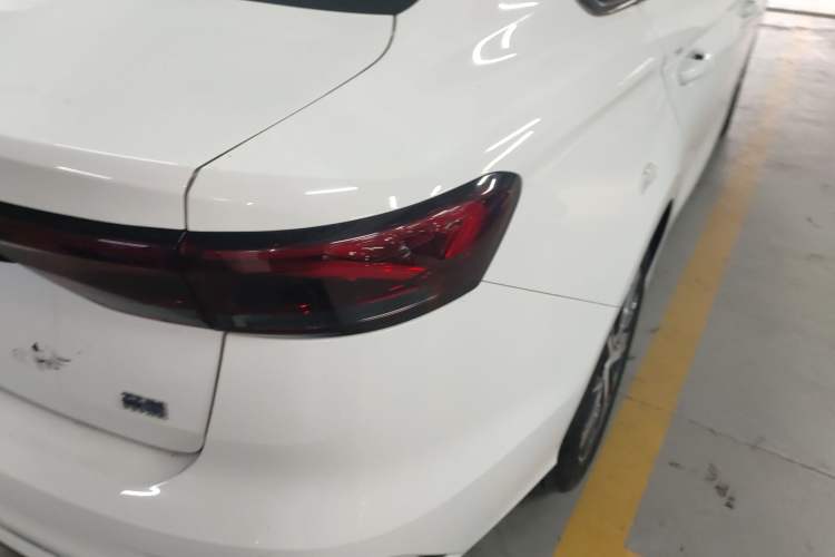 Used Geely Auto Emgrand 2022 4th Generation 1.5L CVT Flagship Model
