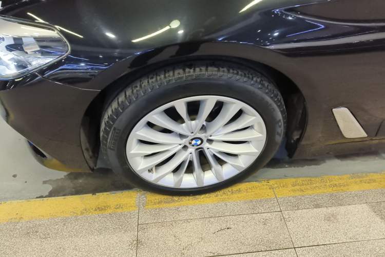 Used BMW 5 Series 2020 525Li Luxury Package