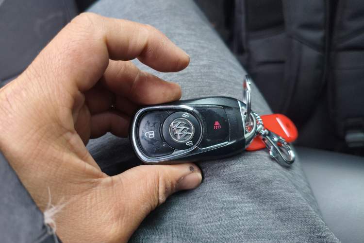 Used Buick Envision 2017 20T Two-Wheel-Drive Tech Edition