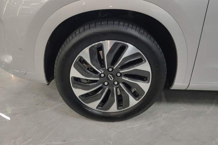 Used Hima AITO M7 2024 1.5T Intelligent Driving 4WD Max Edition 5 Seats