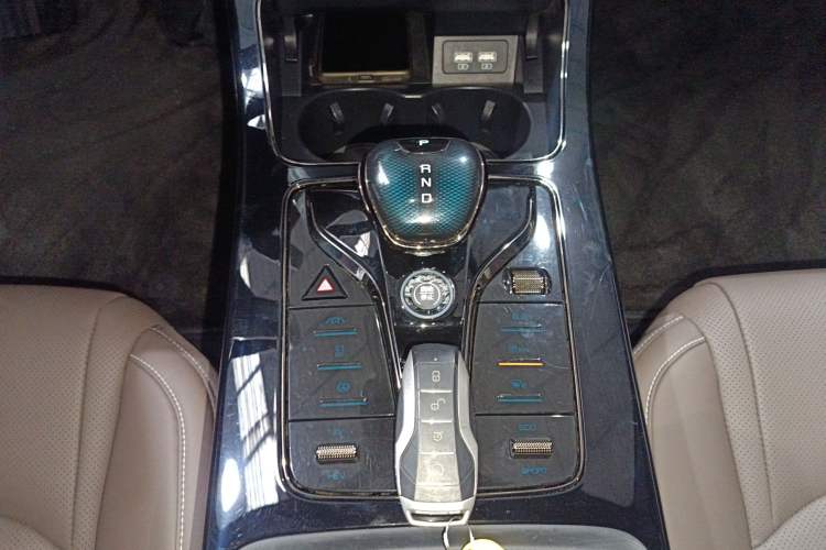 Used BYD Han 2020 DM Four-Wheel Drive Performance Edition Luxury Model