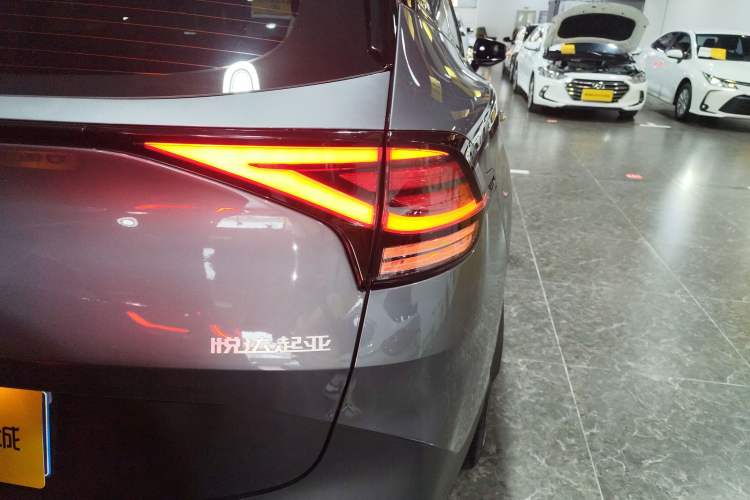 Used Kia Sportage (Chinese Domestic Model) 2025 1.5T Two-Wheel Drive Prestige Edition