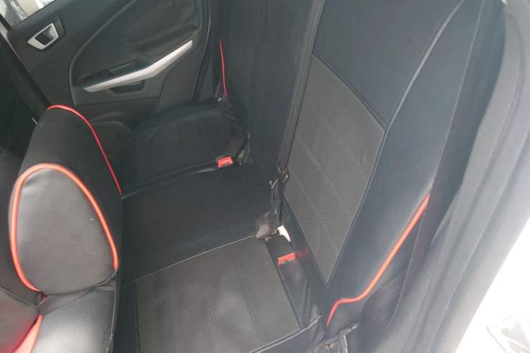 Used Ford EcoSport 2013 1.5L Automatic Fashion Model