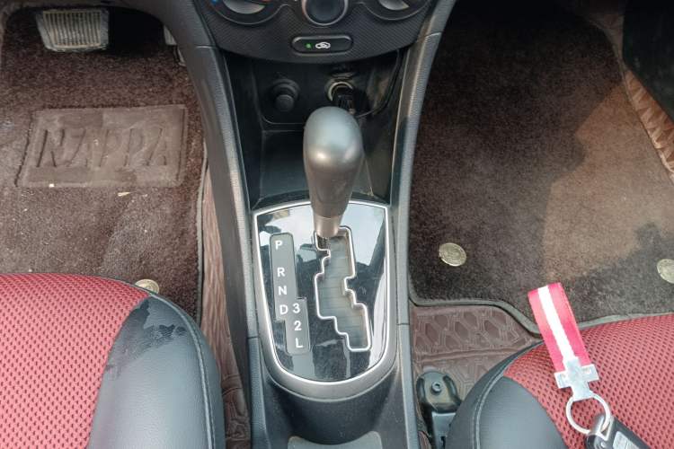 Used Hyundai Verna Ray 2014 1.4L Automatic GLX