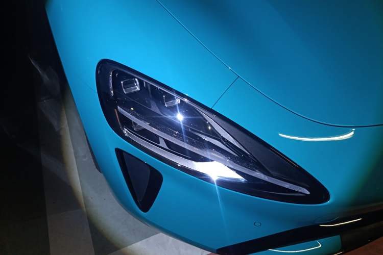 Used Xiaomi Auto SU7 2024 Rear-Drive Standard Founder Edition