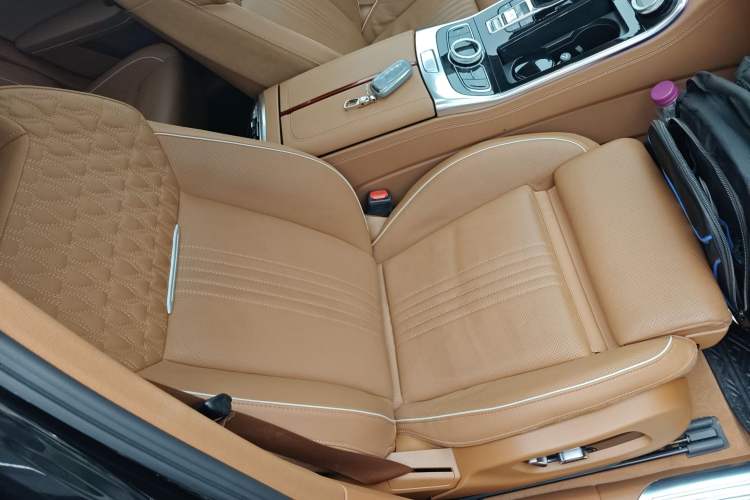 Used Hongqi H9 2020 2.0T Smart Connect Flagship Edition