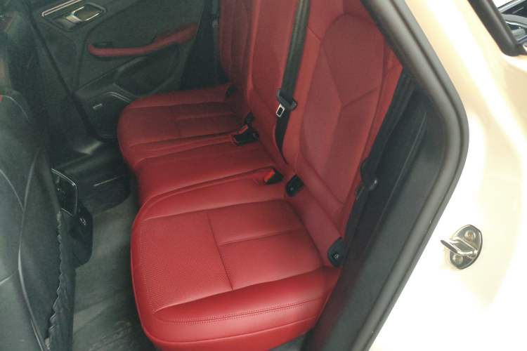 Used Porsche Macan 2021 Macan 2.0T