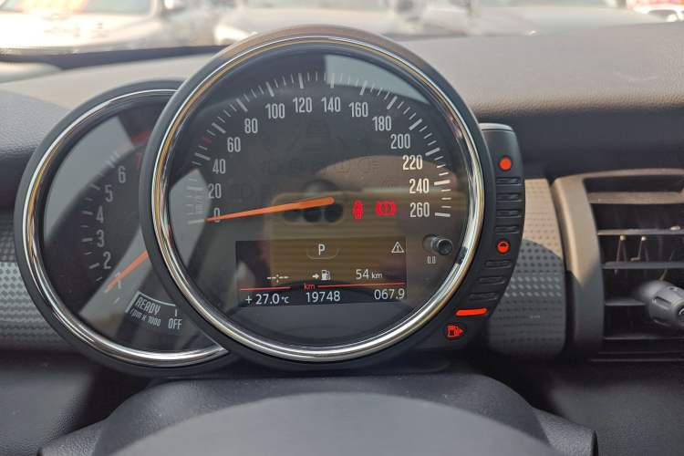 Used  MINI 2016 1.5T COOPER
