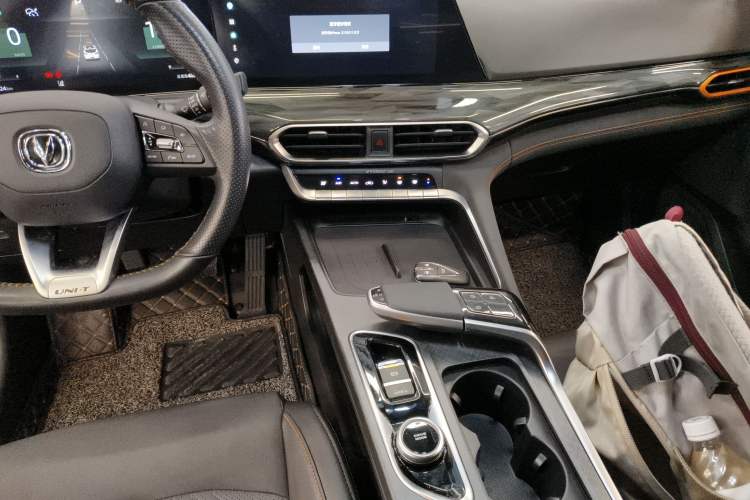 Used Changan UNI-T 2022 2.0T Flagship Edition
