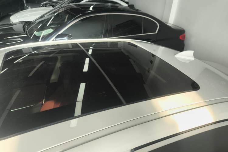 Used BMW 3 Series 2021 Second Facelift 325Li M Sport Package
