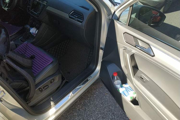 Used Volkswagen Tiguan L 2018 330TSI Automatic Two-Wheel Drive Luxury Edition