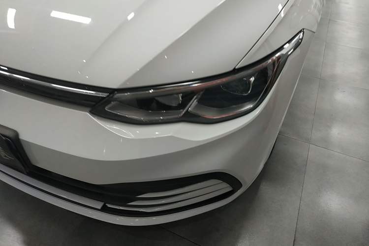 Used Volkswagen Golf 2023 200TSI DSG